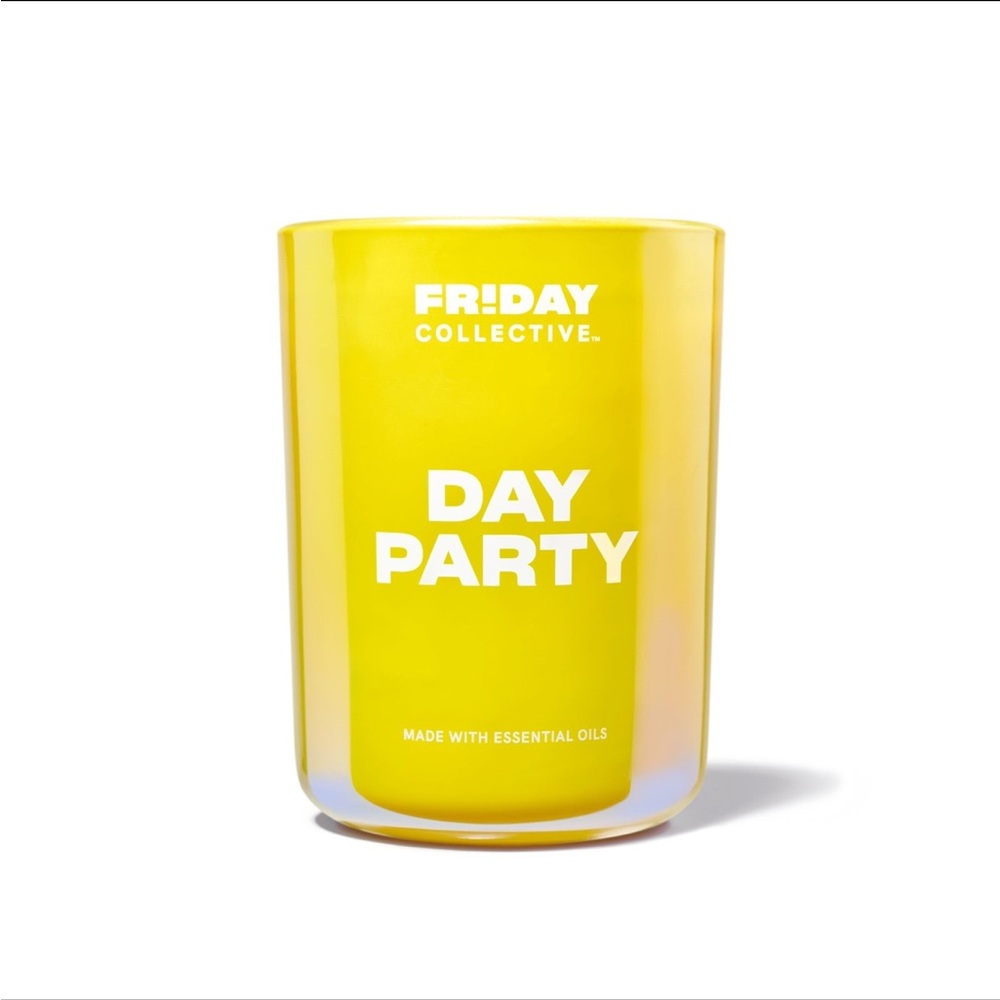 2 x yankee  candle / day party